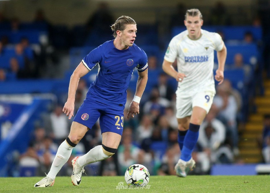 出奇一致 出奇一致