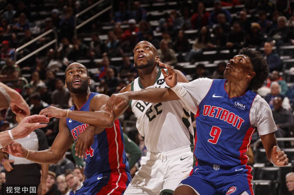 明了自己的 明了自己的